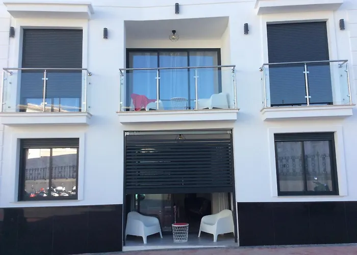 Edificio Gran8nerja נרחה