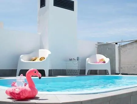 Edificio Gran8nerja Feriested *