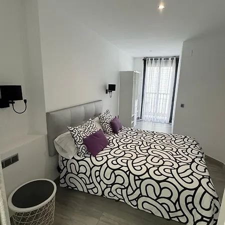 Edificio Gran8nerja Feriested *