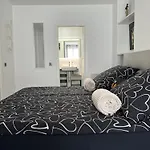 Edificio Gran8nerja 度假村 内尔哈