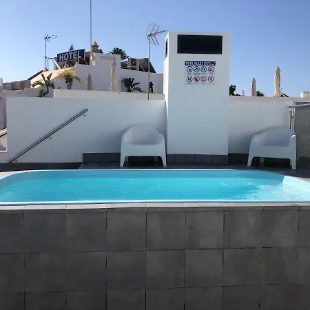 Edificio Gran8nerja Station touristique