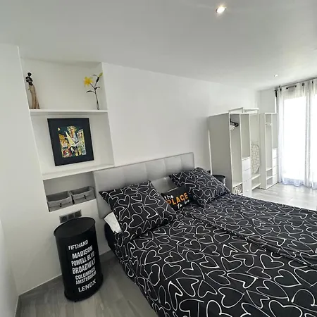 Edificio Gran8nerja אתר נופש נרחה