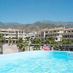 Edificio Gran8nerja 度假村